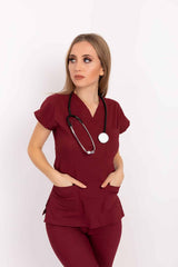 Bordo Renk Likralı Unisex Doktor Hemşire Hastane Scrubs Üniforma Takımı - Pazaribu